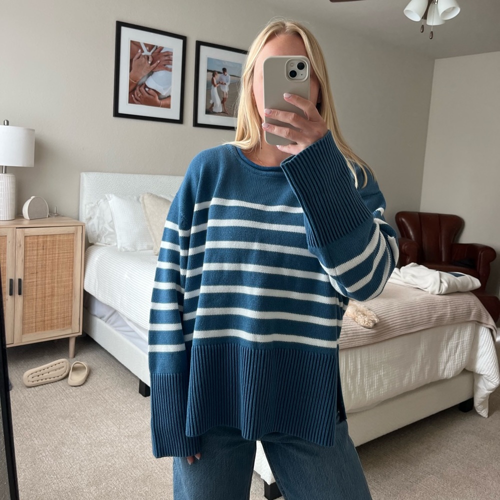 Gap Sweater